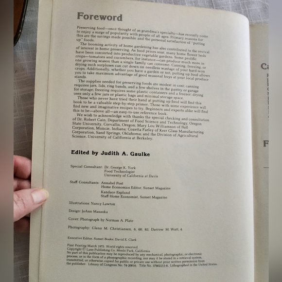Home Canning Preserving Freezing Drying VTG Book 1975 - Picture 3 of 4